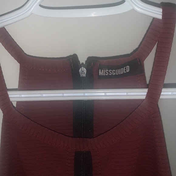 Miss Guided Bodycon MIDI Burgundy - Picture 3 of 3